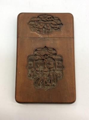 Lot 467 - 19th century Chinese carved boxwood card case with figural panels