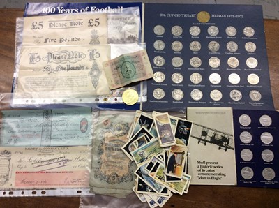 Lot 396 - Coin sets, bank notes and cigarette cards