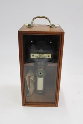 Lot 1865 - Sestrel hand held compass in fitted wooden case