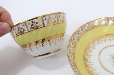Lot 78 - A pair of Derby yellow ground saucer dishes, and other items