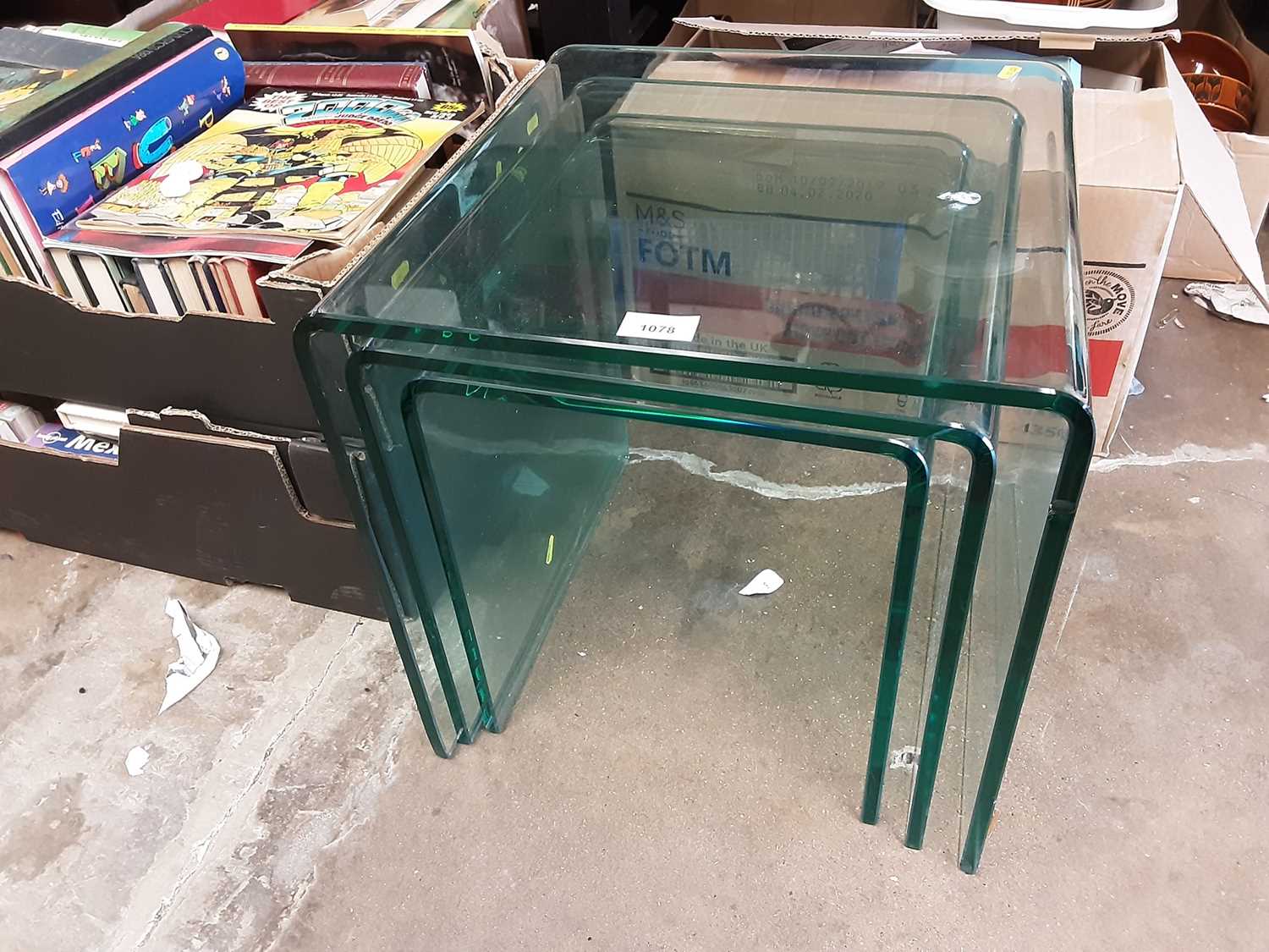 Lot 1078 - Contemporary nest of three glass occasional tables