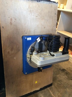 Lot 317 - Electric Nutool chop saw