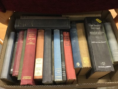 Lot 364 - Books- Quanitiy of various First World War and later reference books