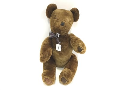 Lot 1543 - 1940's Children's Teddy with letter of provenance from restorer )