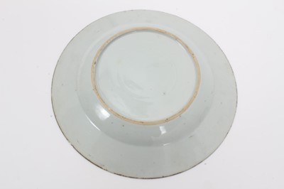 Lot 19 - Five 18th century Chinese export plates