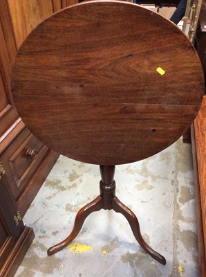 Lot 1003 - George III mahogany wine table with circular tilt top on turned pedestal with tripod base