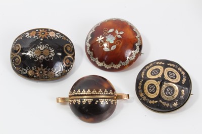 Lot 3 - Collection of 19th century piqué work jewellery