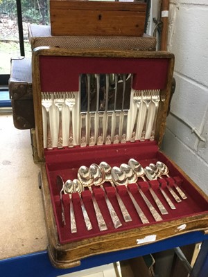Lot 94 - Canteen of silver plated cutlery together with vintage boxes / cases