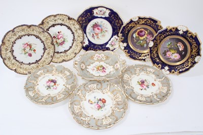 Lot 127 - Good collection of eighteen 19th century English porcelain plates and dishes