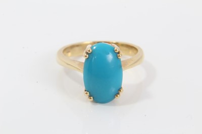 Lot 258 - 18ct gold turquoise blue cabochon dress ring