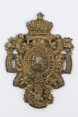 Lot 32 - Georgian brass Royal Coat of Arms from a  horse harness
