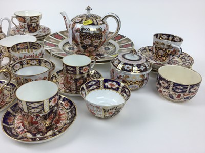 Lot 134 - Group of Imari wares to include Royal Crown Derby and Meissen