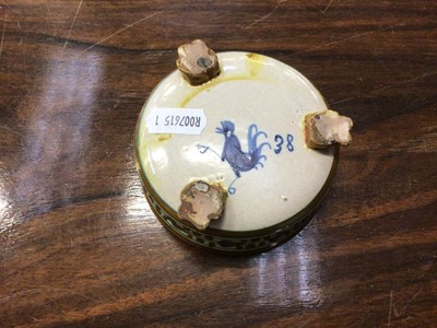 Lot 90 - Small collection of ceramics, including a Meissen cup and saucer, second quality, painted with puce panels of cherubs on a yellow ground, a Cantagalli tripod bowl, Mason's ewer, Staffordshire pasti...