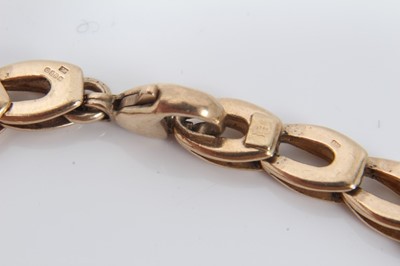 Lot 253 - 9ct chain link bracelet