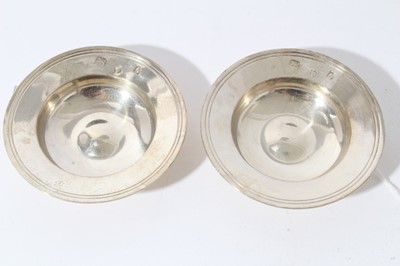 Lot 85 - Pair of Contemporary silver Armada dishes of conventional form, (London 1957), maker William Comyns & Sons Ltd, 3oz, 8.2cm in diameter