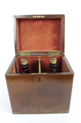 Lot 1920 - Victorian mahogany decanter box