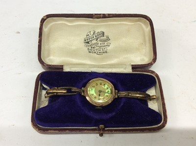 Lot 677 - 9ct gold cased vintage ladies wristwatch on plated bracelet in box