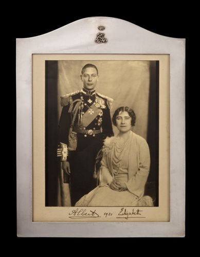 Lot 1 - TRH The Duke and Duchess of York (later TM...