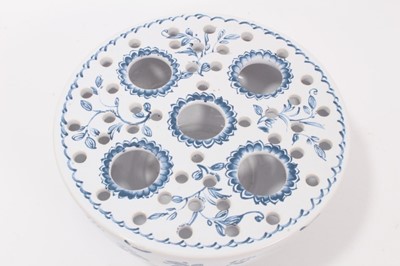 Lot 80 - Two Delft style bowls, and a Continental porcelain fruit shaped box and cover