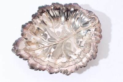 Lot 65 - Contemporary silver dish in the form of a Vine leaf (Birmingham 1987) together with a silver pin dish and two silver sauce boats (various dates and makers) all at approximately 8.5oz