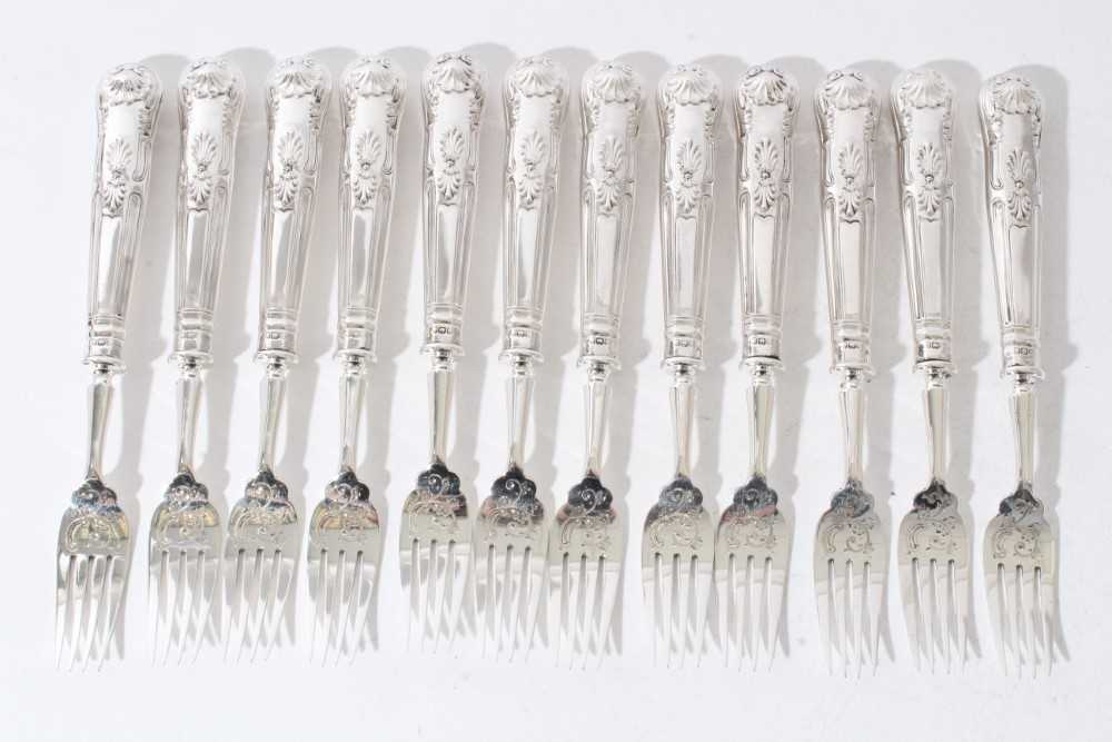 Lot 60 - Set of twelve Edwardian silver Kings pattern desert forks (Sheffield 1903), maker John Round & Son Ltd, each 17.5cm in length