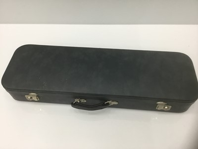 Lot 16 - Good quality fitted violin case