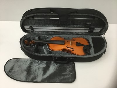 Lot 19 - Modern Romanian three-quarter size violin in fitted case