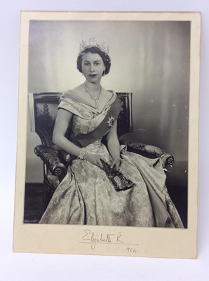 Lot 62 - H.M.Queen Elizabeth II, fine signed 1952 Royal presentation portrait photograph of the young Queen taken in the first year of her reign by Dorothy Wilding , signed in ink on mount ' Elizabeth R 195...
