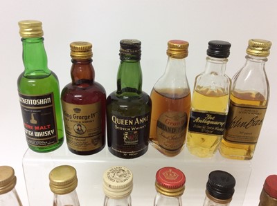 Lot 19 - Whisky - twenty-seven miniatures