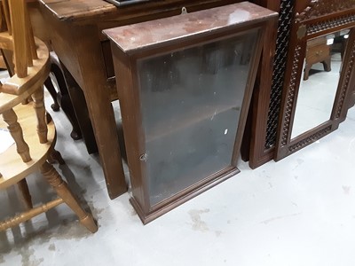 Lot 1076 - Hanging display cabinet