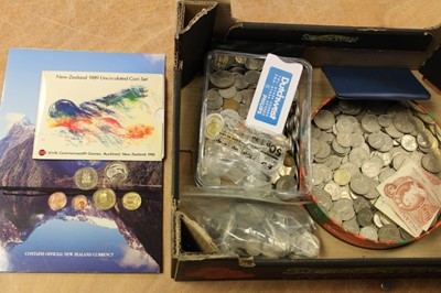 Lot 390 - World - mixed coinage to include some silver and G.B. Pre-1947 (N.B. est. fave value £7.22½p) Qty