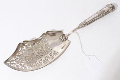Lot 199 - 19th century Russian silver fish slice with pierced decoration, marks for Saint Petersburg 1840, Karl Magnus Stahle, assay master Dimitry Tverskoy, 34cm in length