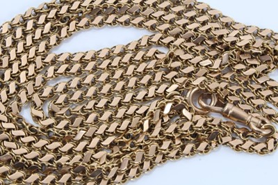 Lot 125 - 18ct gold guard chain