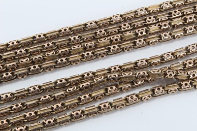 Lot 127 - Victorian gold fancy link chain
