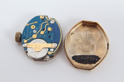 Lot 133 - Lady's 9ct gold Rotary quartz wristwatch on 9ct gold bracelet