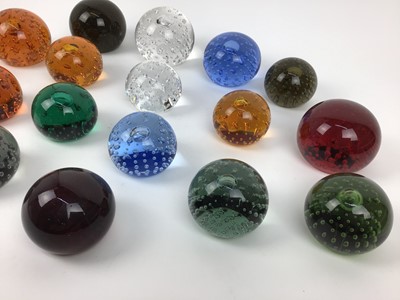 Lot 94 - Collection of Whitefriars controlled bubble paperweights, various colours