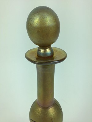 Lot 129 - Early 20th century Tiffany & Co Favrile iridescent glass scent bottle and stopper, circa 1910.