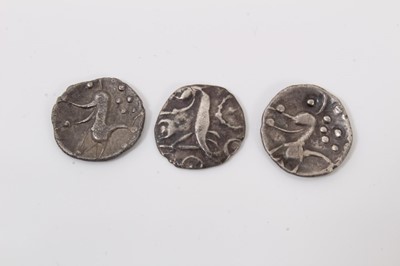Lot 553 - Celtic silver units South Ferriby 'Daisy' type VF (ref: ABC 1806) - rare x2 and 'boar' type GVF (ref: ABC 1800) (3 coins)