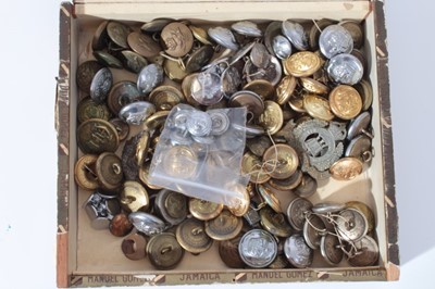 Lot 264 - Group of military buttons and cap badges to include RAF, Suffolk Regiment and Royal Navy