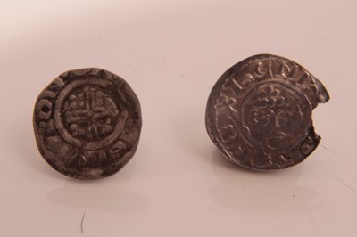 Lot 573 - G.B. - silver pennies of Richard I short cross coinage (1189-99) class 2 rev: +RA(U)\L·ON·LVNDE· (Raul on London) (ref: Spink 1346) N.B. piece of flan missing @3o'clock otherwise AEF and class 3 re...