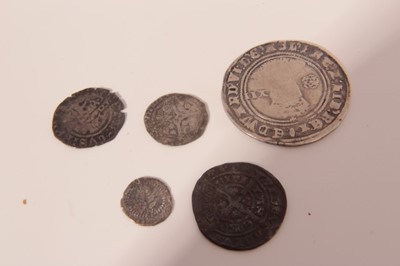 Lot 581 - G.B. - mixed hammered silver coinage to include half groat Edward III fourth coinage (1351-77) series 'E' York Mint (ref: Spink 1581) GF/AVF - scarce, Halfpenny Henry V (1413-22) Class F annulet an...