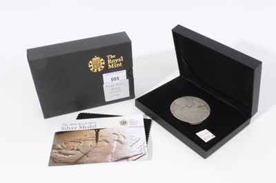 Lot 634 - G.B. - The Royal Mint Issued silver 5oz medal commemorating 'Minting Methods' 2010 cased with Certificates of Authenticity (1 medal)