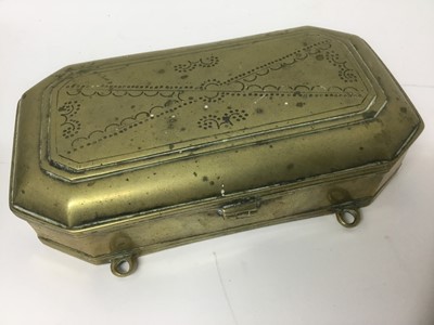 Lot 226 - 18th century brass tinder box