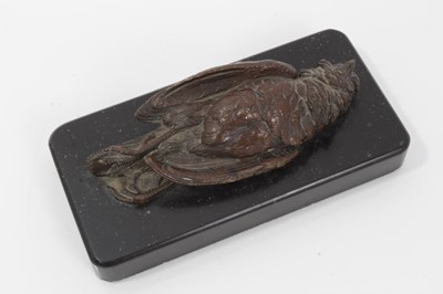 Lot 113 - Victorian bronze and slate desk weight naturalistically modelled as a dead bird 14 x 6.7 cm