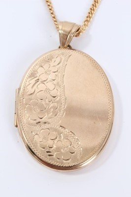 Lot 276 - 9ct gold locket on 9ct gold chain - 27 grams