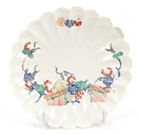 Lot 372 - 18th century Chantilly fluted saucer painted...