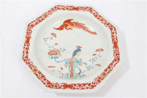 Lot 382 - 18th century Chelsea Kakiemon palette...