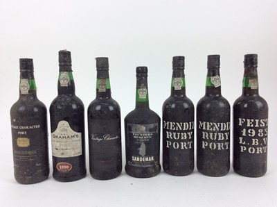 Lot 126 - Port - seven bottles, Feist LBV 1985, Mendiz Ruby (2), Sandeman, Graham's LBV 1990 and two others