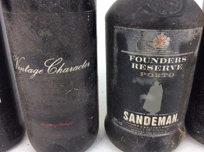 Lot 126 - Port - seven bottles, Feist LBV 1985, Mendiz Ruby (2), Sandeman, Graham's LBV 1990 and two others