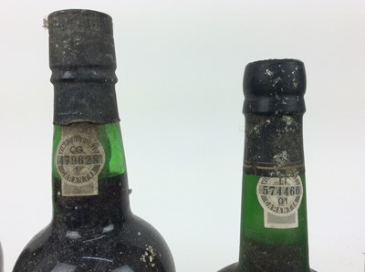 Lot 126 - Port - seven bottles, Feist LBV 1985, Mendiz Ruby (2), Sandeman, Graham's LBV 1990 and two others